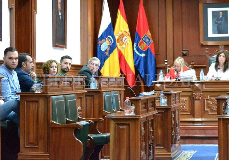 El Pleno, sin los ediles de Más por Telde (Foto TA)