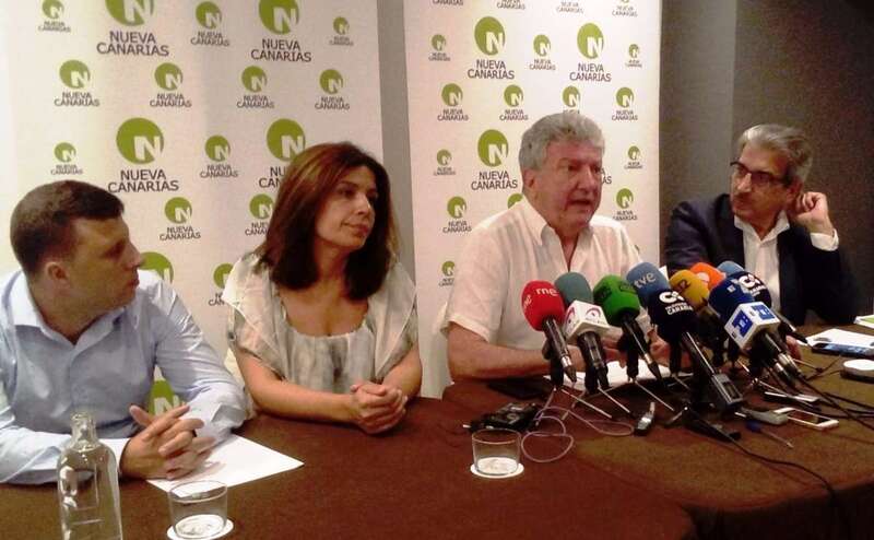 Momento de la votación del acuerdo con el Gobierno central (Foto TA)