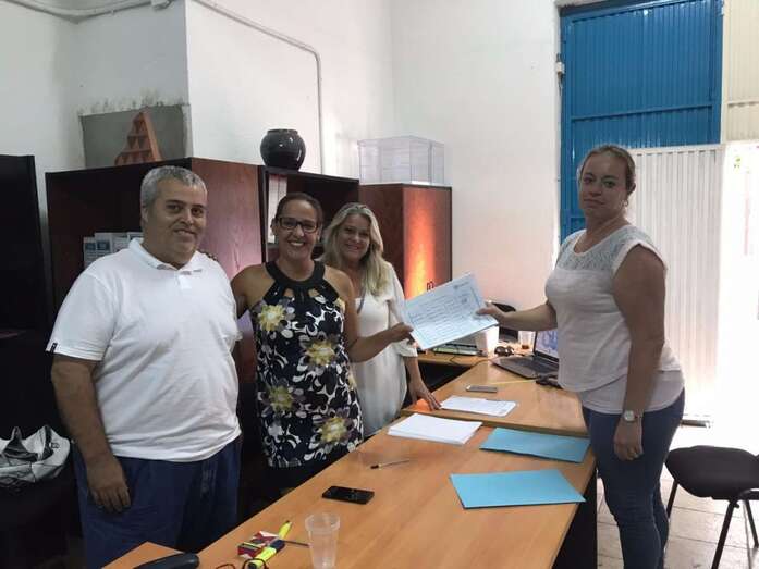 Sonsoles Martín, esta tarde en la sede del PP con la comisión organizadora (Foto TA)