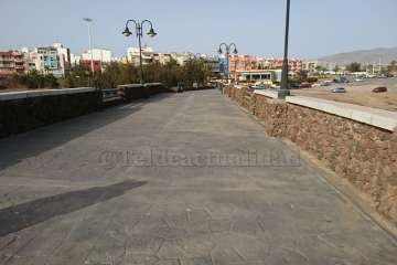 El plan de limpieza tras la Noche de San Juan retira decenas de toneladas de basura de la costa y casco  (Foto TA)