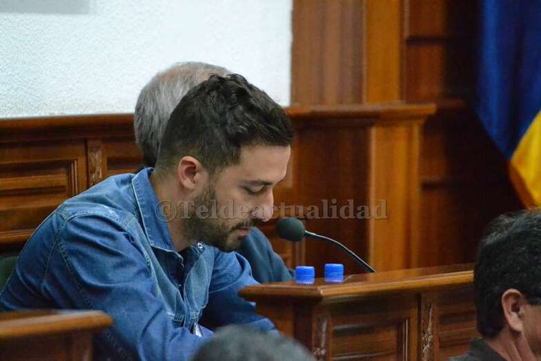 Momento de la sesión plenaria de este viernes (Foto TA)