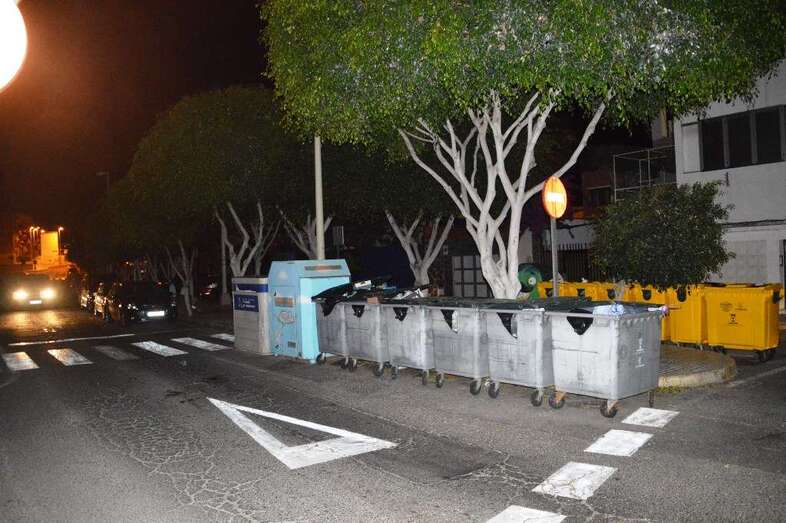 La calle de Américo Vespucio sin luz, en una imagen captada hace unos minutos  (Foto TA)