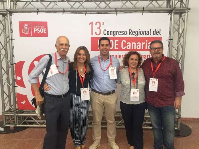 Miembros de la delegación de Telde en el 13Âº Congreso Regional del PSC-PSOE (Foto TA)