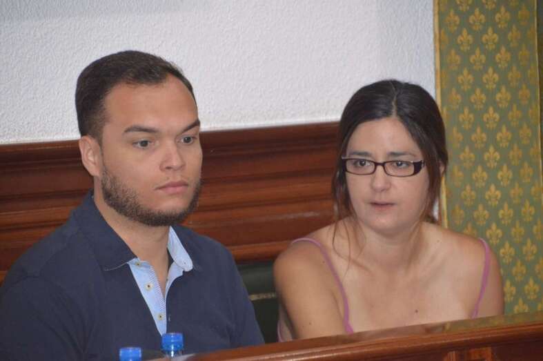 Guillermo Eugenio y Esther González, concejales no adscritos vinculados a Podemos (Foto TA)
