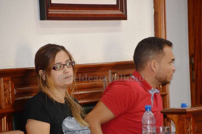 Esther González, edila del grupo No Adscritos, hoy en el Pleno de Telde (Foto TA)