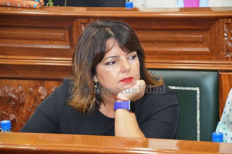 Gloria Cabrera, ayer en el Pleno del Ayuntamiento de Telde (Foto TA)