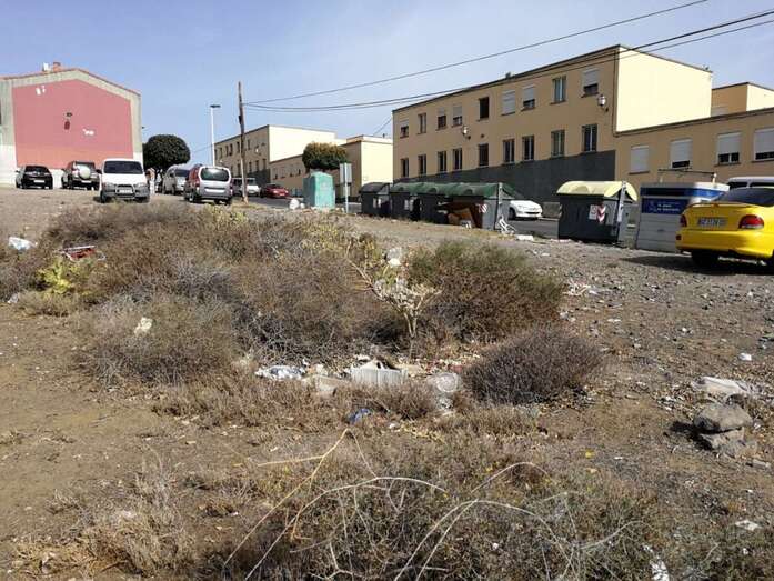 El estado del barrio, asegura IUC Telde, es peor tras la limpieza (Foto TA)