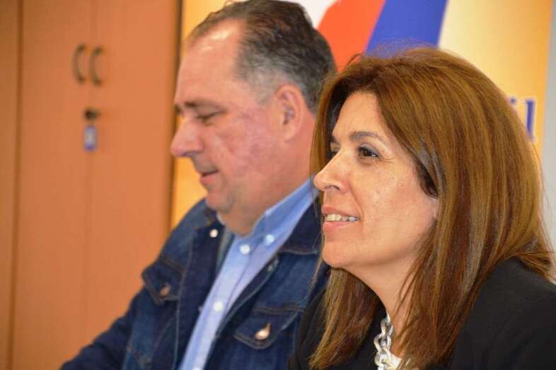 La alcaldesa Carmen Hernández y Juan Martel, en una imagen de archivo (Foto TA)