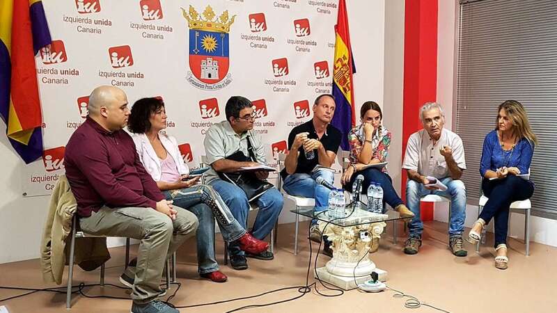 Ponentes que participaron en el foro (Foto TA)