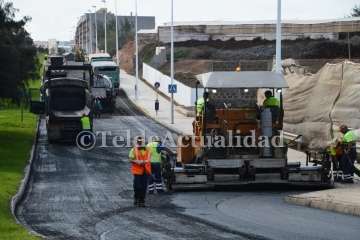Obras de reasfaltado entre Melenara y Salinetas (Foto TA)
