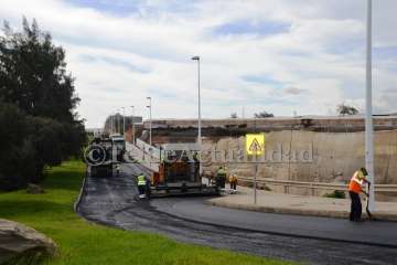 Obras de reasfaltado entre Melenara y Salinetas (Foto TA)