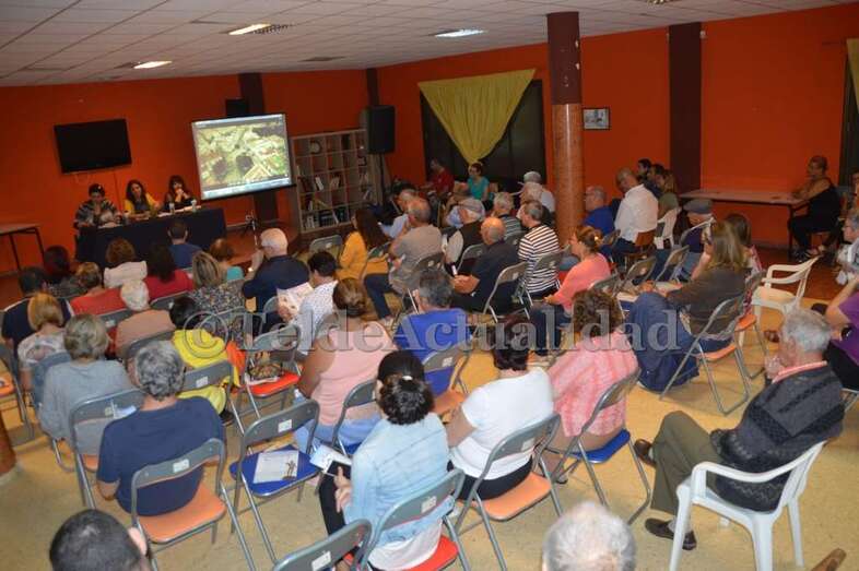Imagen de archivo de la reunión en el Distrito Costa (Foto TA)