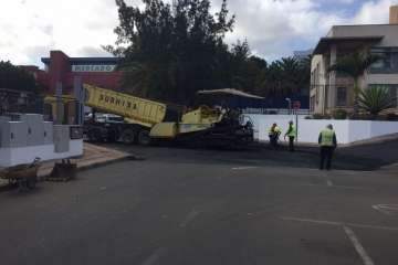 Vías y Obras renueva el asfaltado del entorno de Narea (Foto TA)