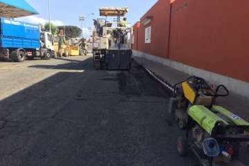 Vías y Obras renueva el asfaltado del entorno de Narea (Foto TA)