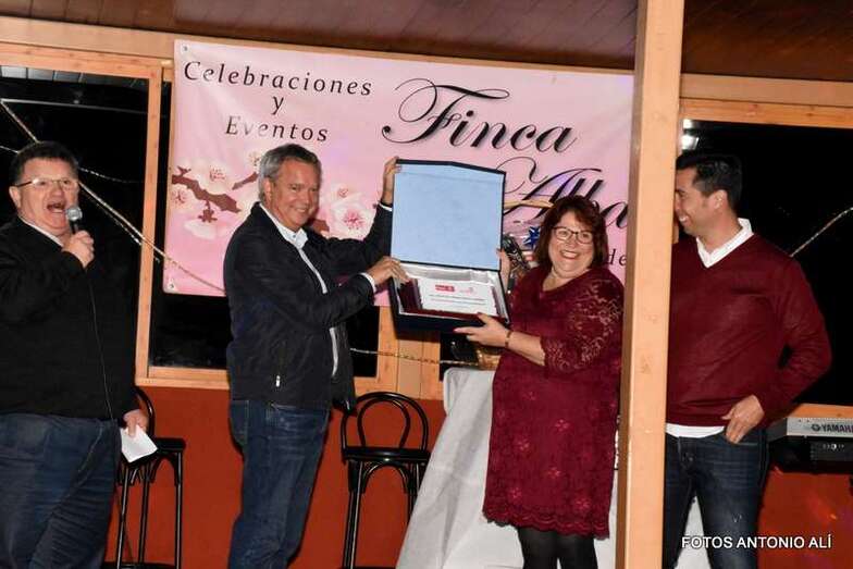 Martel recibió una placa de reconocimiento (Foto Antonio Alí)