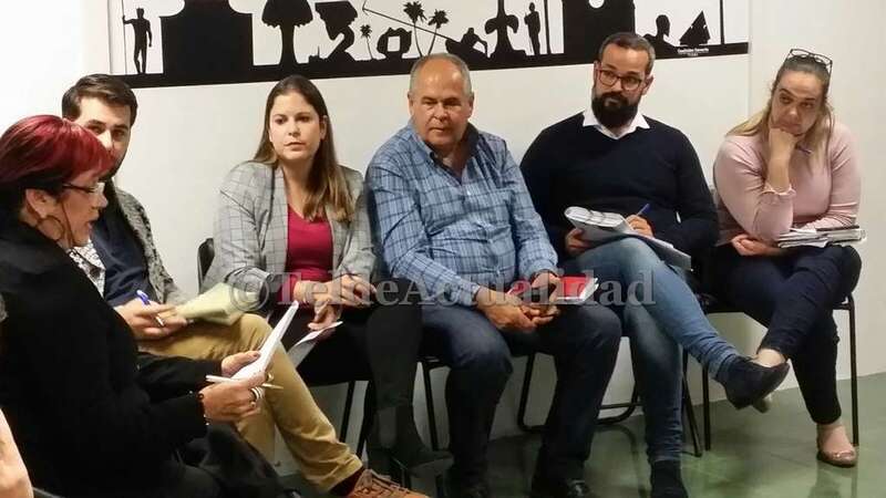 La reunión de los nacionalistas de CC de Telde de anoche en su local (Foto TA)