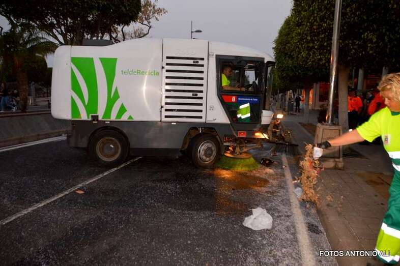 Archivo. Dispositivo de limpieza durante la cabalgada del pasado año (Foto Antonio Alí)