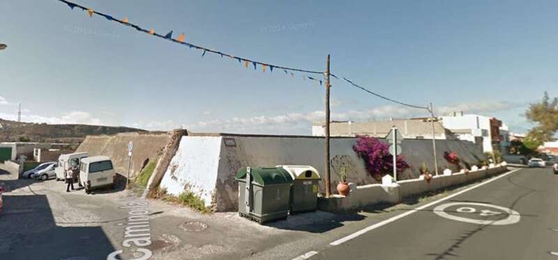 Estanque abandonado de San Antonio, en la carretera de La Pardilla (Foto Google Maps)