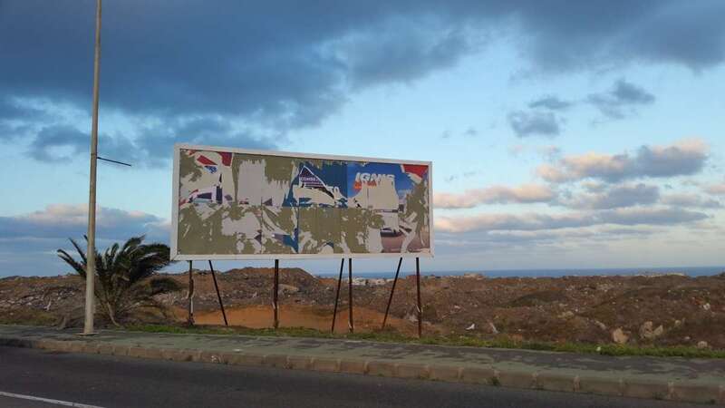 Valla publicitaria de La Mareta donde se anunciaba el evento del próximo sábado (Foto TA)