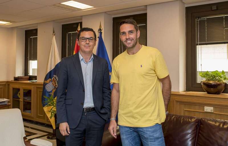 Pablo Rodríguez y el tenista David Marrero (Foto TA)