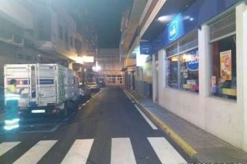 Limpieza de Los Llanos de Telde tras el evento por el cambio de hora (Foto TA)