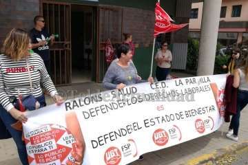 Los trabajadores de Ralons del Centro de Día de La Pardilla, en huelga (Foto TA)