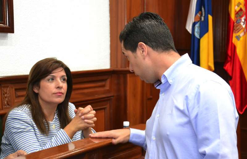 La alcaldesa Carmen Hernández y líder socialista, en una imagen de archivo (Foto TA)