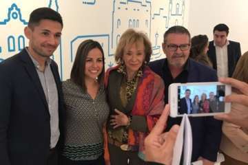  Socialistas de Telde con Fernández de la Vega (Foto TA)