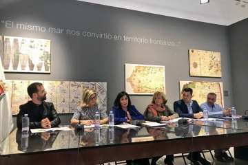  Socialistas de Telde con Fernández de la Vega (Foto TA)