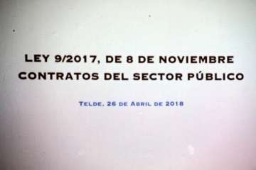 El PSOE acerca a Telde los retos de la nueva Ley de Contratos en el sector público (Foto Jesús Ruiz Mesa)