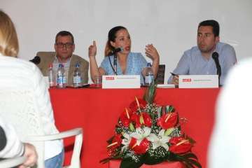 El PSOE acerca a Telde los retos de la nueva Ley de Contratos en el sector público (Foto Jesús Ruiz Mesa)