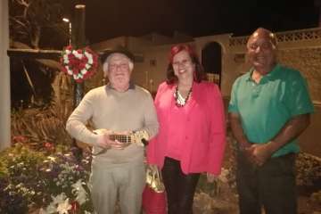 Enramado y brindis popular por el Día de la Cruz en Lomo Guinea (Foto TA)