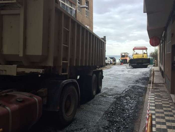 Obras de asfaltado en La Garita (Foto TA)
