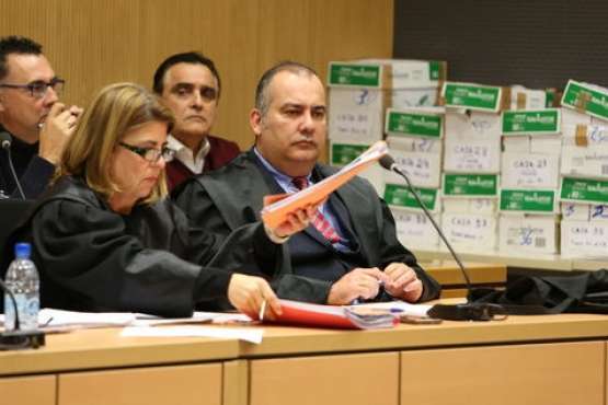 Juan Sánchez Limiñana, el primero por la derecha (Foto TA)