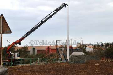 La Policía Local aborta la instalación de una nueva valla publicitaria en La Garita (Foto TA)