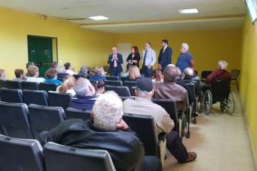 Reuniones habidas durante esta jornada para hallar una solución al transporte de Jinámar al nuevo CAE de El Calero (Foto TA)