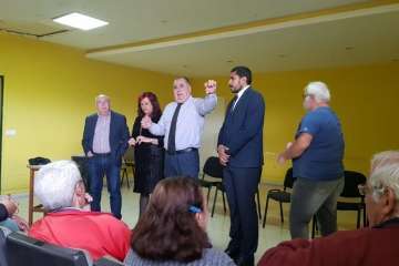 Reuniones habidas durante esta jornada para hallar una solución al transporte de Jinámar al nuevo CAE de El Calero (Foto TA)