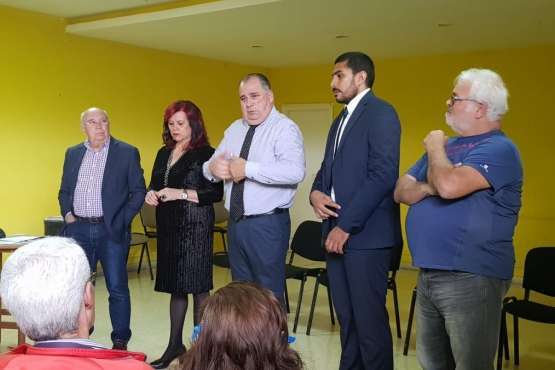 Reuniones habidas durante esta jornada para hallar una solución al transporte de Jinámar al nuevo CAE de El Calero (Foto TA)