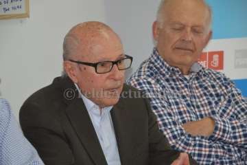 Presentación del libro de Antonio Aguado en la sede socialista de Telde (Foto TA)