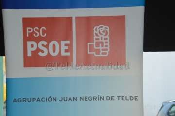 Presentación del libro de Antonio Aguado en la sede socialista de Telde (Foto TA)