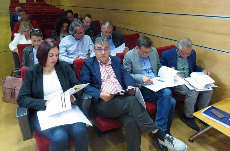 El concejal Eloy Santana participó este miércoles en un encuentro con el consejero Ángel Víctor Torres (Foto TA)