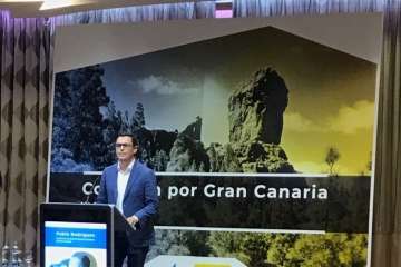 Firma del acuerdo preelectoral entre CC y Unidos por Gran Canaria (Foto TA)