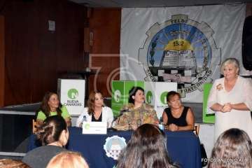 Telde fraterniza con la lucha de las 'kellys' (Foto TA)