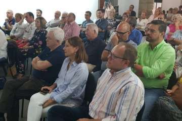 Encuentro de NC en Telde sobre la renta básica (Foto TA)