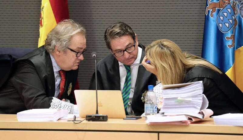 Miembros del tribunal del Caso Faycán (Foto TA)