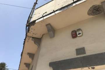 Ciuca lamenta que la falta de mantenimiento lleve al cierre de la entrada de Educación (Foto TA)