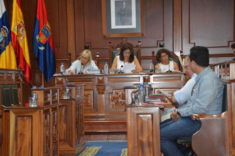 Sesión plenaria del 26 de junio de 2017 en la que se adoptó el acuerdo sin la presencia de los ediles de Más por Telde (Foto TA)