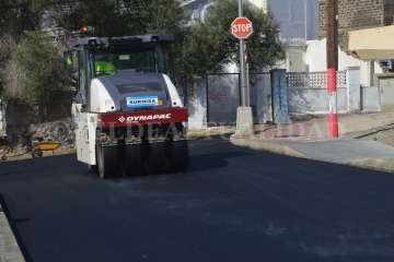 Trabajos de asfaltado en la Rambla de Pedro Lezcano (Foto TA y Jesús Ruiz Mesa)