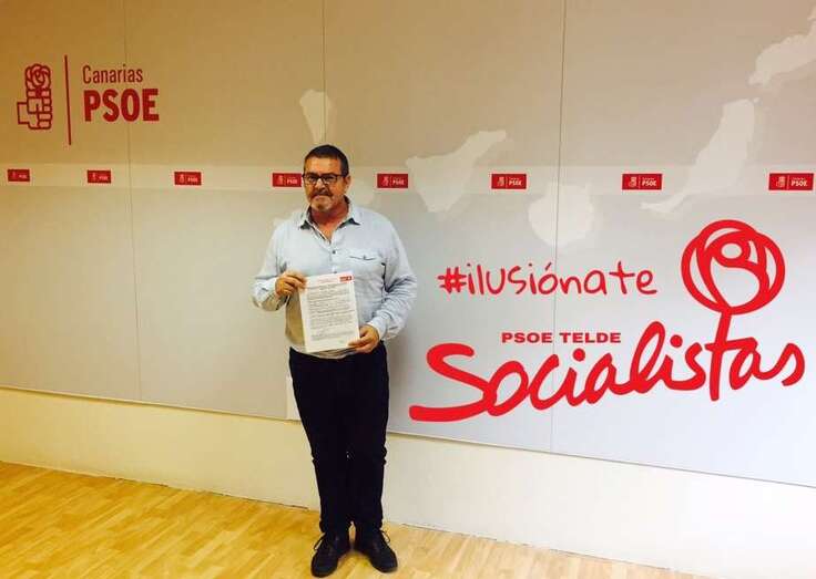 Gregorio Viera, en la sede del PSC-PSOE de la capital grancanaria (Foto TA)