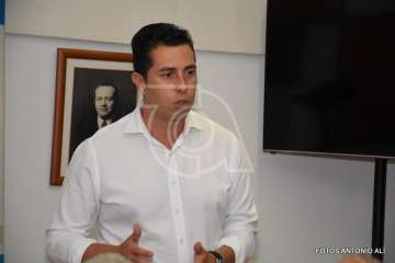 Ramos presenta sus propuestas para la Alcaldía de Telde a 40 de militantes del PSOE (Foto Antonio Alí)